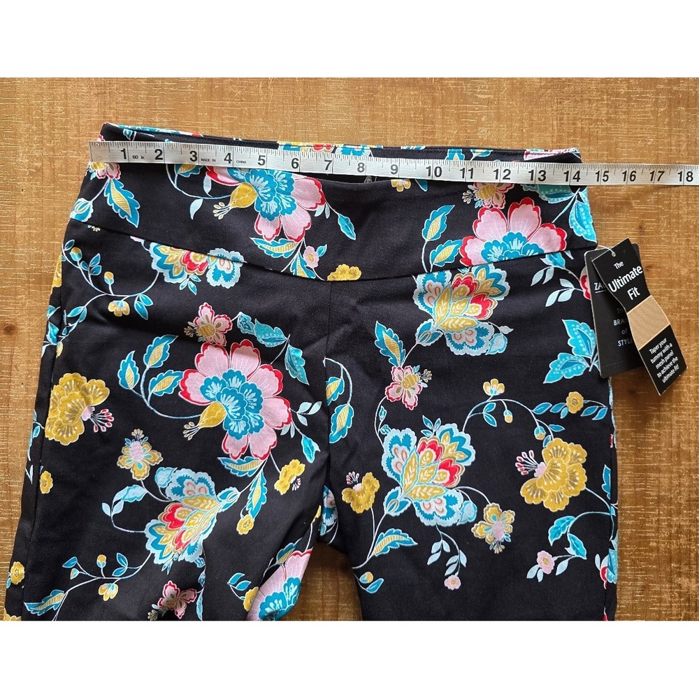 Zac &‎ Rachel NWT black and floral ultimate fit dress pants women's size 6 - Picture 7 of 7
